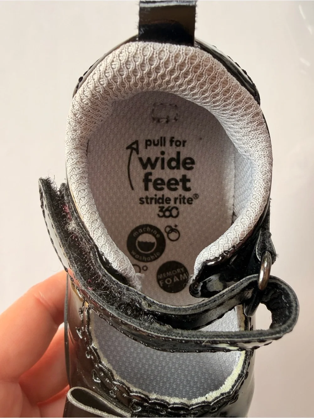 Stride Rite 360 - Toddler Black Patent Mary Jane Shoes with Bow